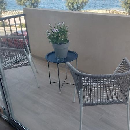 Beachfront Sliema Apartment Екстер'єр фото